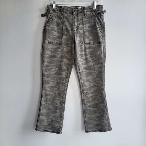 Anthologies Women High Rise stretch cropped flare Utility Pants Green Camo 28 - Picture 10 of 11